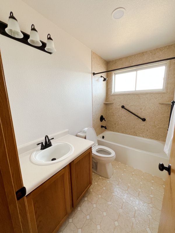 Top Bathroom Remodeling Companies in Woodbine, MD